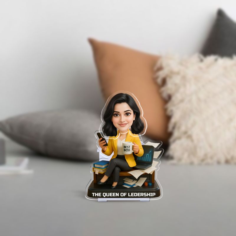 Personalized The Queen of Ledership Booblehead Caricature for Girls Battery Powered Moving Head Feature | Birthday Gift for Daughter, Sister, Mom & Lady Boss | Tabletop Decor